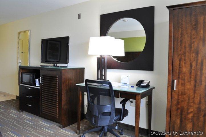 Holiday Inn Express San Diego South - National City By Ihg Δωμάτιο φωτογραφία