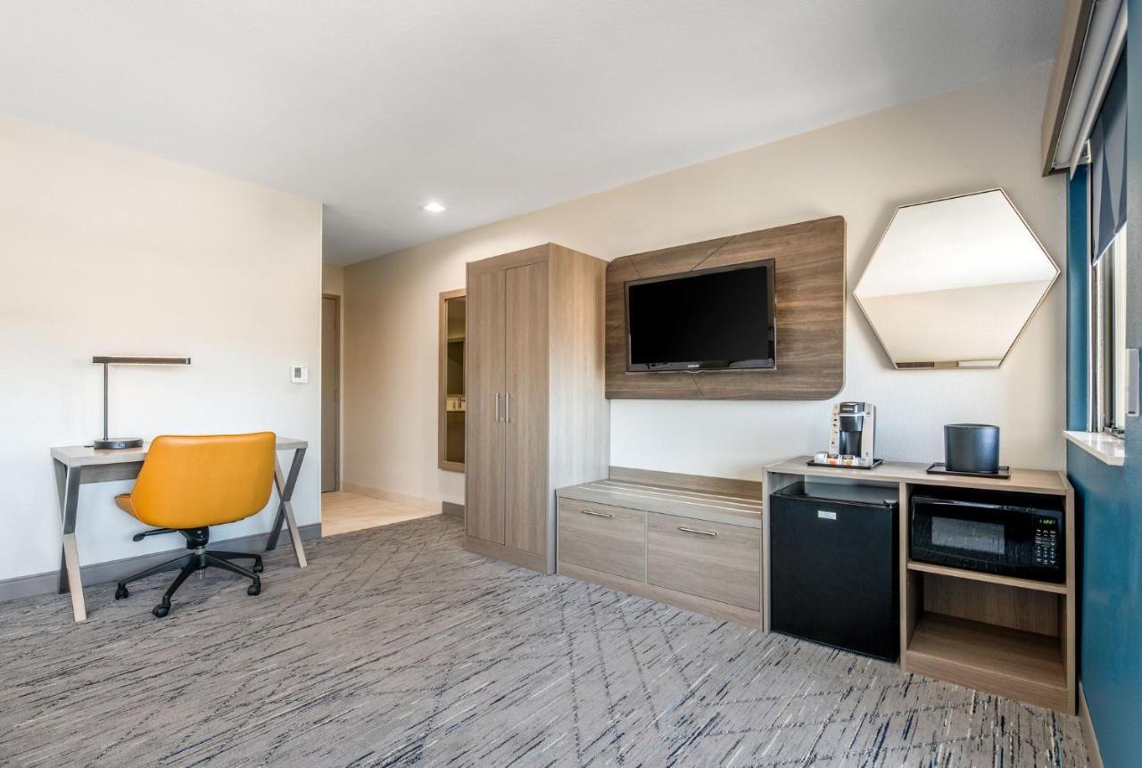 Holiday Inn Express San Diego South - National City By Ihg Εξωτερικό φωτογραφία