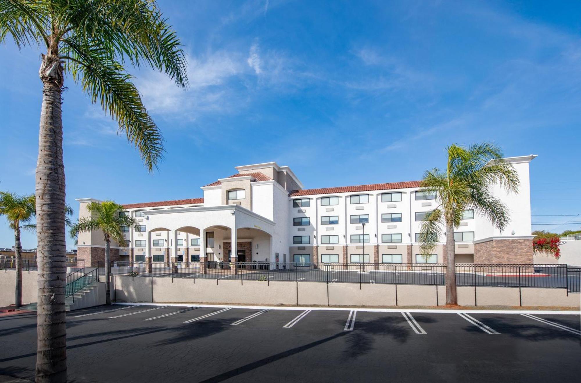 Holiday Inn Express San Diego South - National City By Ihg Εξωτερικό φωτογραφία
