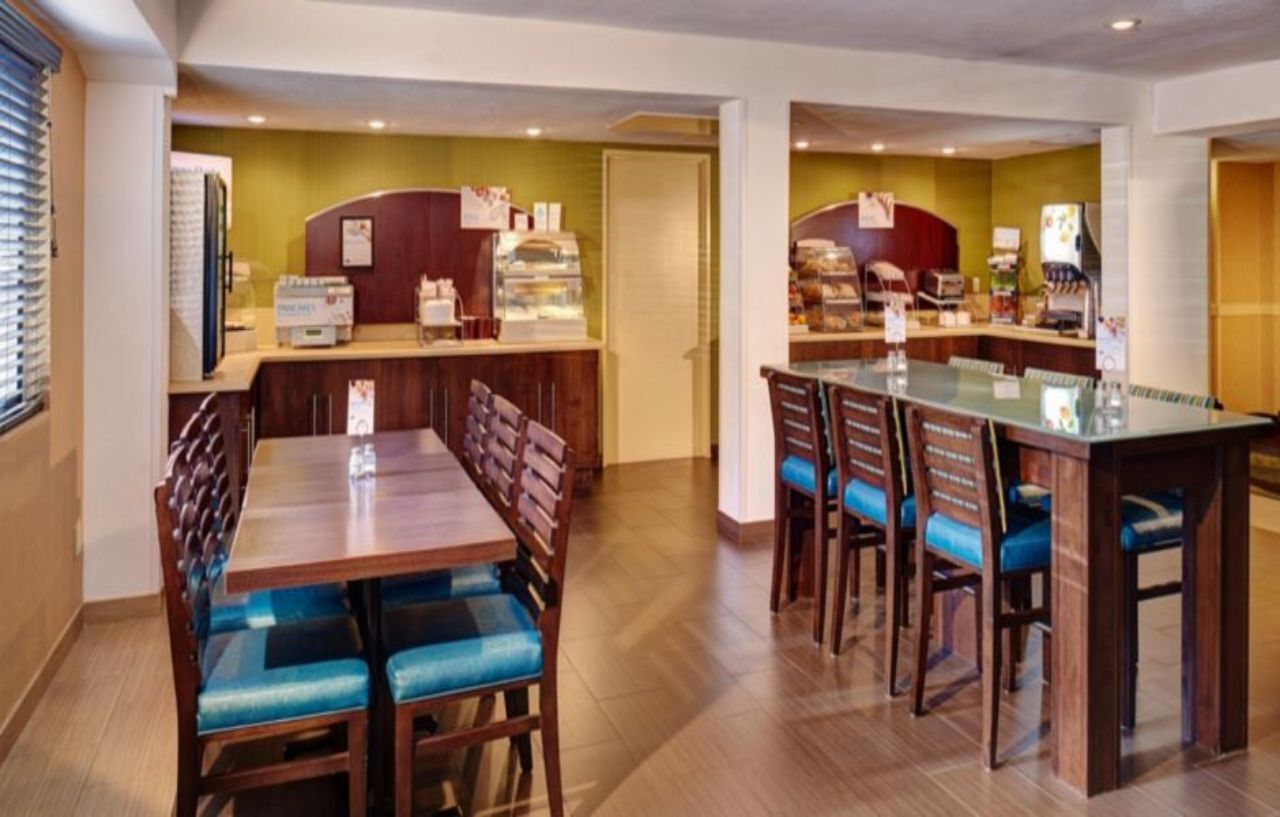 Holiday Inn Express San Diego South - National City By Ihg Εξωτερικό φωτογραφία